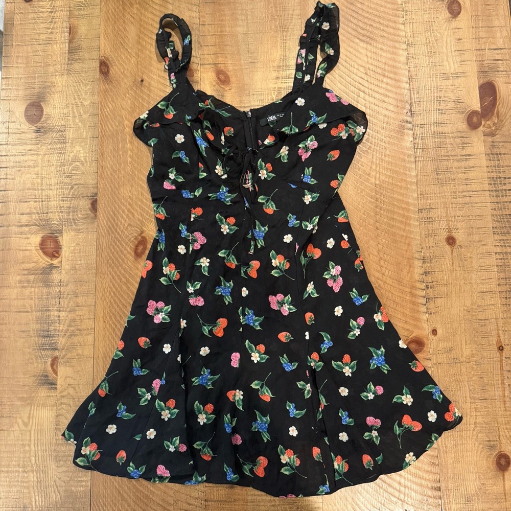 ZARA Black Floral Fruit Print Mini Dress – Size Small